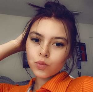 Meet your Posher, Alyssa